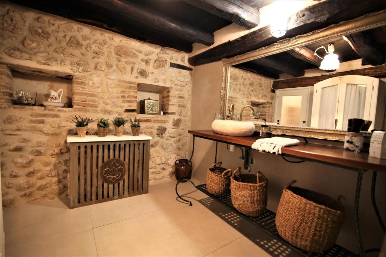 Wabisabi Townhouse Villa Montejo de la Vega de la Serrezuela Екстериор снимка
