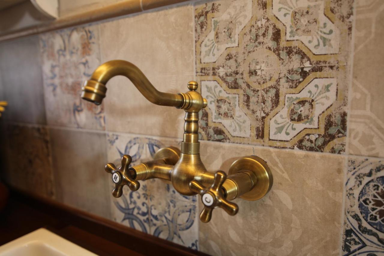 Wabisabi Townhouse Villa Montejo de la Vega de la Serrezuela Екстериор снимка