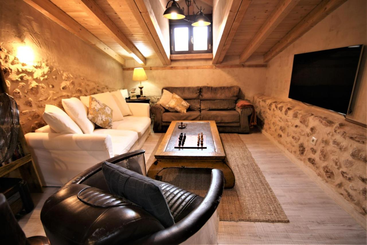 Wabisabi Townhouse Villa Montejo de la Vega de la Serrezuela Екстериор снимка