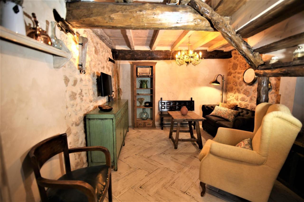 Wabisabi Townhouse Villa Montejo de la Vega de la Serrezuela Екстериор снимка