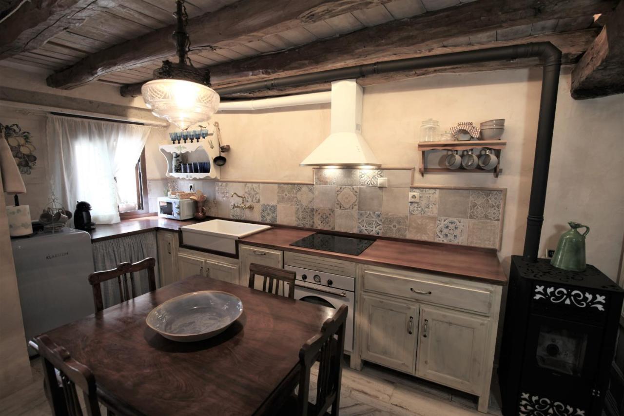 Wabisabi Townhouse Villa Montejo de la Vega de la Serrezuela Екстериор снимка