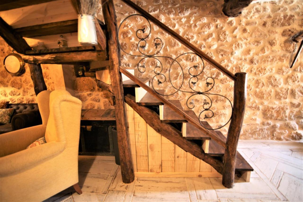 Wabisabi Townhouse Villa Montejo de la Vega de la Serrezuela Екстериор снимка